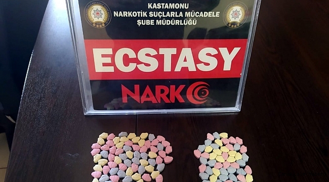 132 ecstasy hap ile yakalanan şahıs tutuklandı