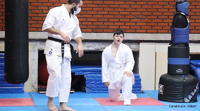 14 yaşındaki down sendromlu Berkay'ın spor aşkı hiç bitmiyor