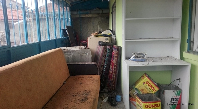 3 çocuklu kadının eşyaları evinde çıkan yangında kül oldu