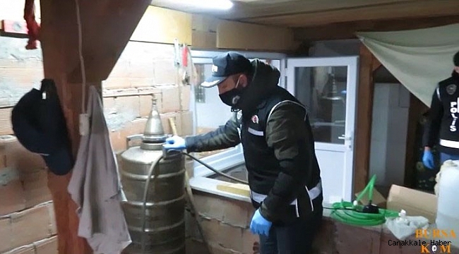 3 kişinin öldüğü sahte içki faciasının ardından dev operasyon: Yarım ton sahte içki ele geçirildi