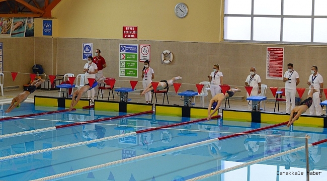 45 ilden 100 sporcu Kırşehir&#039;de, yüzme şampiyonasına katılıyor