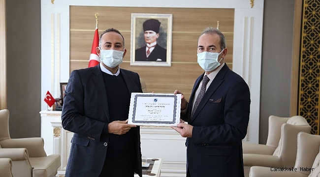 Ada&#039;m bir ödülde ABD&#039;den aldı