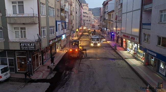 Akdağmadeni Belediyesi&#039;nden sokağa çıkma kısıtlamasında yoğun çalışma