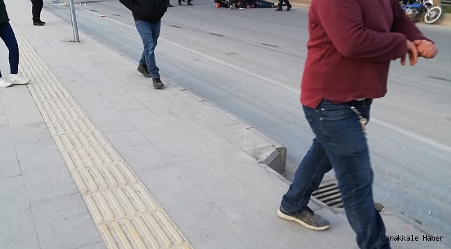 Alkollü motosiklet sürücüsü otomobile çarptı: 2 yaralı