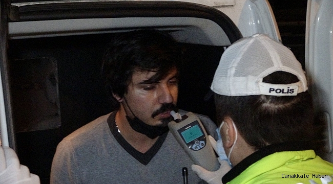 Alkollü yakalandı, 'alkol kullanmıyorum' diyerek gazetecilere saldırdı