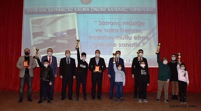 Amasya Belediyesi&#039;nin düzenlediği online satranç turnuvasında ödüller verildi