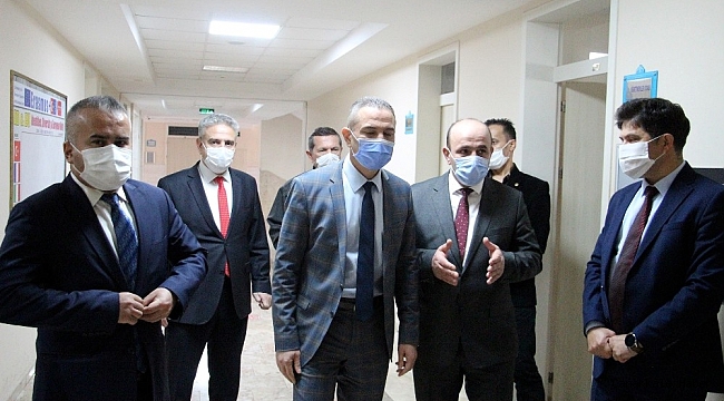 Antalya İl Milli Eğitim Müdürü Er: &quot;Eğitim bugün başlayacakmış gibi hazırız&quot;