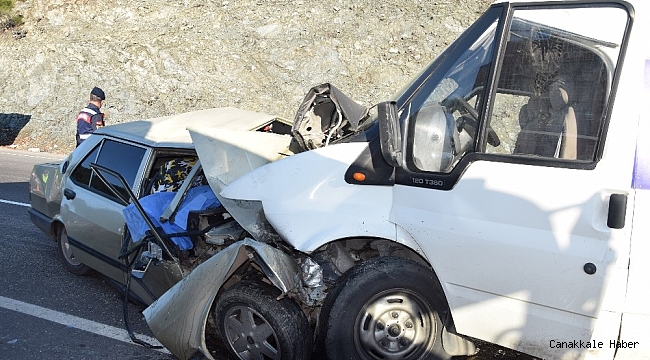 Antalya&#039;da feci kaza: 2 ölü, 1 yaralı
