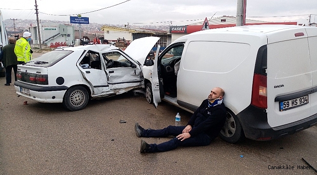 Araçlar hurdaya döndü, can pazarı yaşandı: 4 yaralı