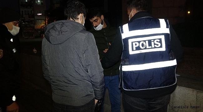 Aranma kaydı bulunan genç, polise adres sorunca gözaltına alındı
