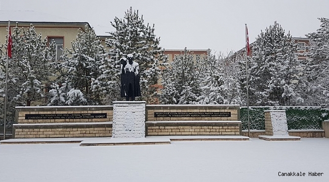 Aşkale beyaz gelinliğini giydi