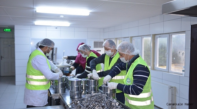 Avcılar Belediyesi&#039;den 134 bin 550 kişiye sıcak yemek desteği