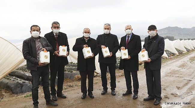 Aydın Büyükşehir Belediyesi&#039;nden çiftçiye sıvı gübre desteği