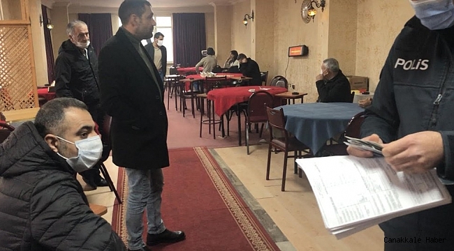 Aynı kıraathanede yine aynı manzara