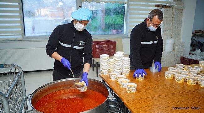 Ayvalık Belediyesi&#039;nden şefkatli el; aşevi