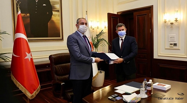 Bakan Gül, TBB Başkanı Feyzioğlu ile görüştü