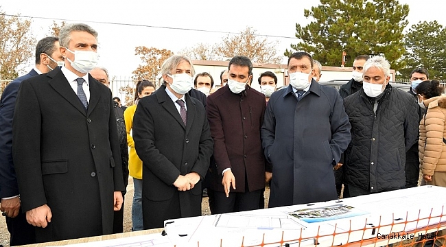 Bakan Yardımcısı Demircan Millet kütüphanesi inşaatında inceleme yaptı