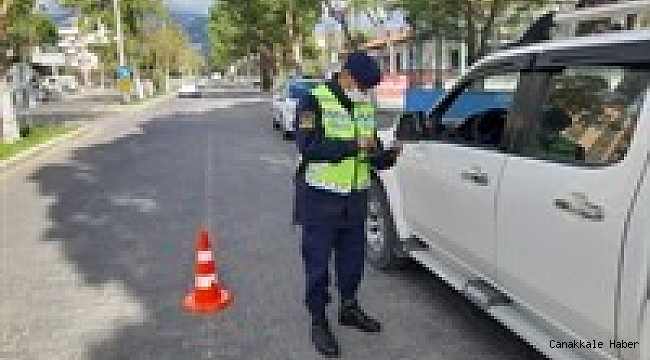 Balıkesir'de jandarma son 1 ayda 335 aranan şahsı yakaladı