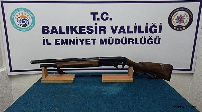 Balıkesir&#039;de polis 4 aranan şahsı yakaladı