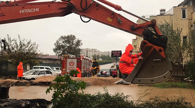 Başkan Böcek: &quot;Afeti en zararla atlatmak için çalışıyoruz&quot;
