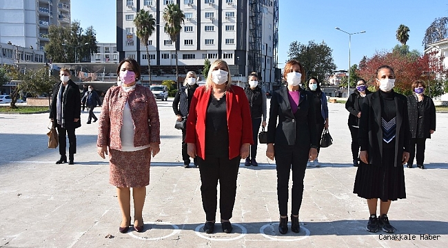 Başkan Erdem: &quot;Seçilmiş kadınlar olarak Atatürk&#039;e minnettarız&quot;