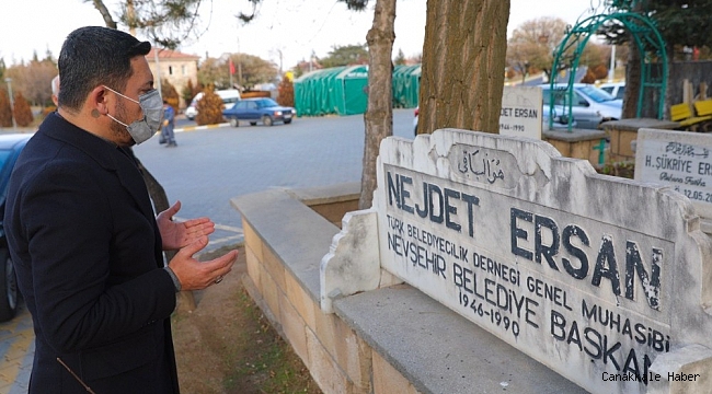 Başkan Rasim Arı; eski belediye başkanlarından Nejdet Ersan&#039;ın kabrini ziyaret etti