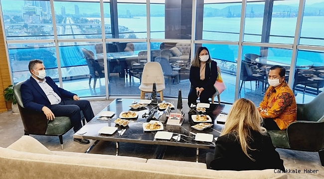 Başkan Sandal&#039;dan Endonezya Büyükelçisine &#039;Nutuk&#039; hediyesi