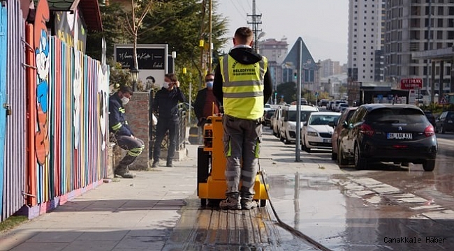 Başkent'te görme engellilere yerli üretim kılavuz çizgi makinesi yardımcı oluyor