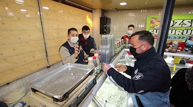 Bayraklı zabıtasından hijyen ve HES kodu denetimi