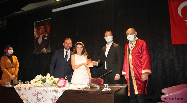 Belediye Başkanı Altın nikah kıydı