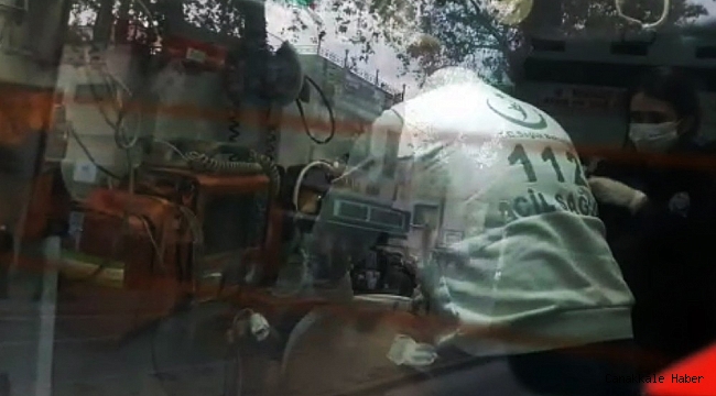 Bıçaklanarak yaralandı, polis karakolu önünde yere yığıldı