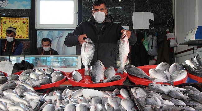 Bingöl&#039;de pandemiyle birlikte balık tüketimi arttı, kısıtlama öncesi yoğunluk yaşandı