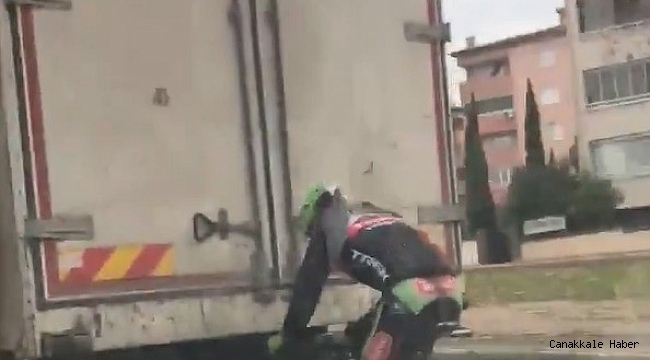 Bisikletle tehlikeli yolculuk