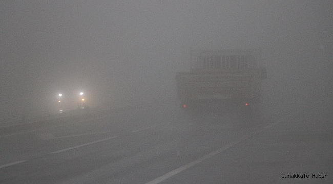 Bolu Dağı&#039;nda sis görüş mesafesini 10 metre düşürdü