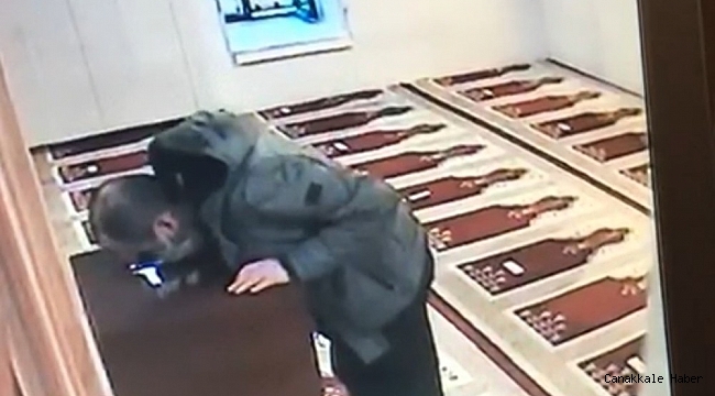 Bursa&#039;da cami kasasından özel aparatla para çaldı
