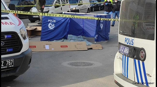 Bursa&#039;da karşıdan karşıya geçmek isteyen yaşlı kadına kamyon çarptı