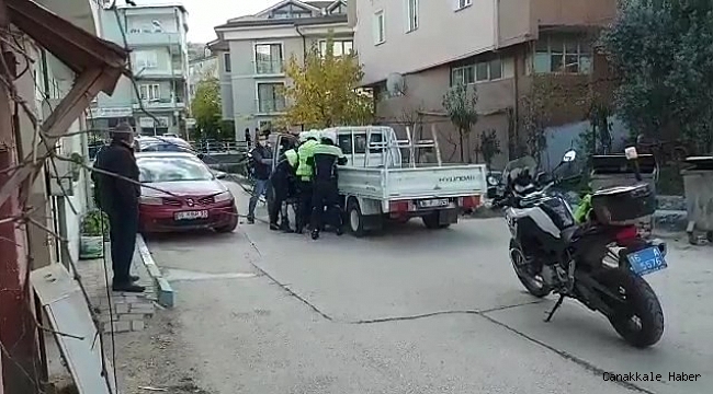Bursa&#039;da maskesiz sürücü ile polis kovalamacası yakalanınca son buldu