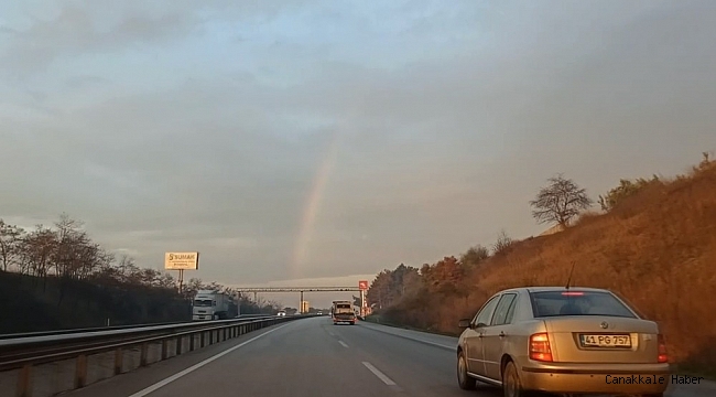 Bursa&#039;da sis, gökkuşağı ve yağmur aynı anda görüldü