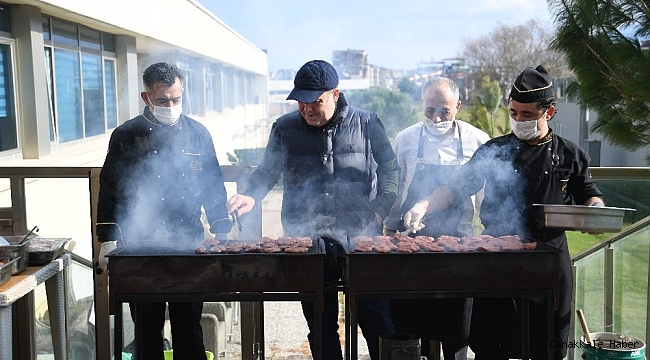 Bursaspor, Eskişehirspor maçı öncesi barbekü partisi verdi