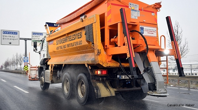 Büyükşehir Belediye ekipleri, mevsimin ilk karına karşı teyakkuzda