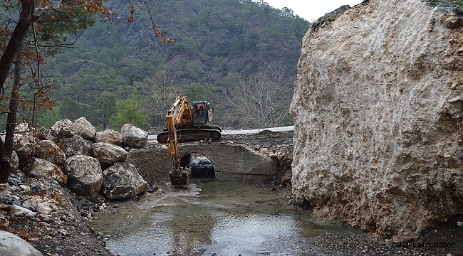 Büyükşehir, Çitdibi ve Yarbaş Çandır yolunu onardı