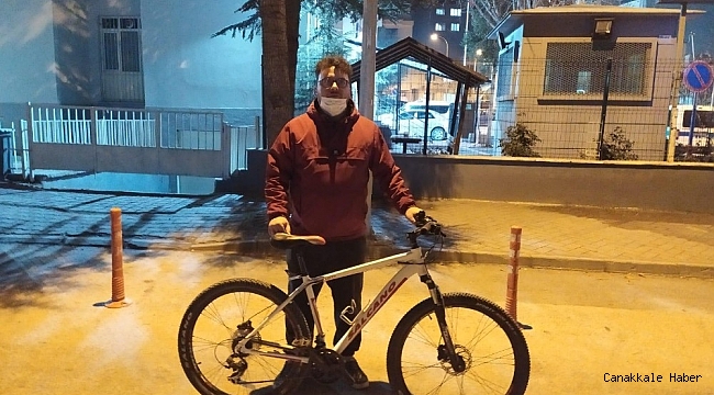 Çaldığı bisikleti internetten satmaya kalkan şahıs yakalandı