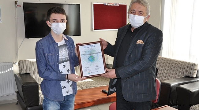 Çeşme Kaymakamı Çakıcı'dan başarılı öğrencilere tebrik