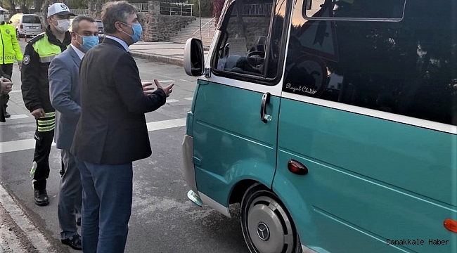 Çeşme&#039;de sürücülere &#039;öncelik yayanın&#039; uyarısı