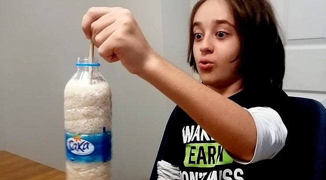 Çeşme'de uzaktan eğitimle "Evde Bilim"