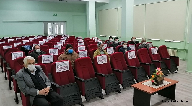 Çilek üreticileri bilgilendirildi