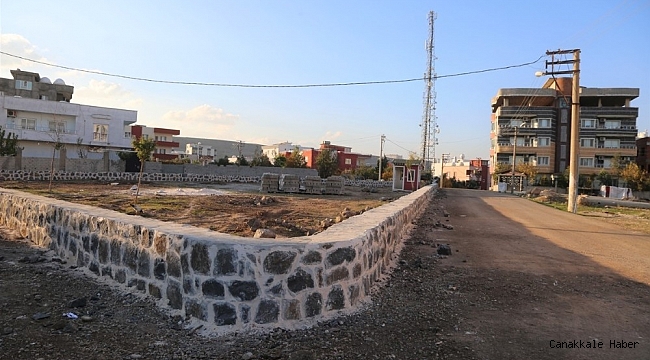 Cizre Belediyesi Sur Mahallesi Şahin Tepe&#039;de yeni bir park inşa ediyor