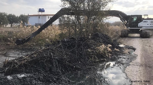 Dayıoğlu Mahallesi&#039;nin deresi temizlendi