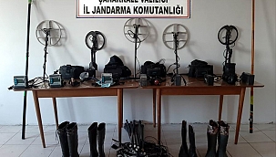 Defineciler Yakalandı