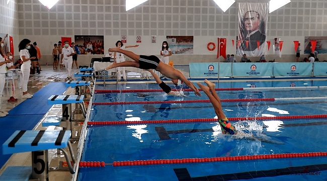 Denizli yüzme şampiyonasına ev sahipliği yapıyor